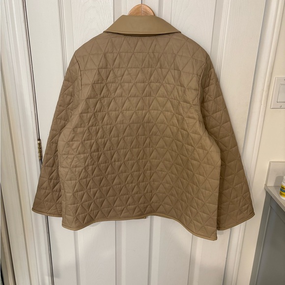 Classic Tan Quilted Jacket - Picture 3 of 4